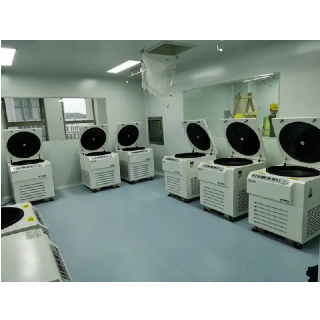 Wat zijn de veiligheidsproblemen bij het exploiteren van een lab -centrifuge?